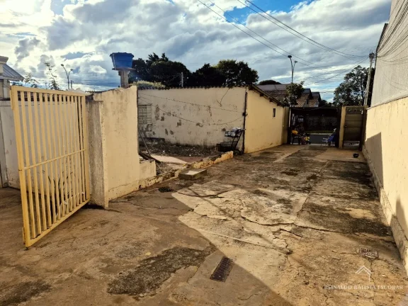 Imagem Oportunidade - Condomínio com 4 casas em Ponto Comercial