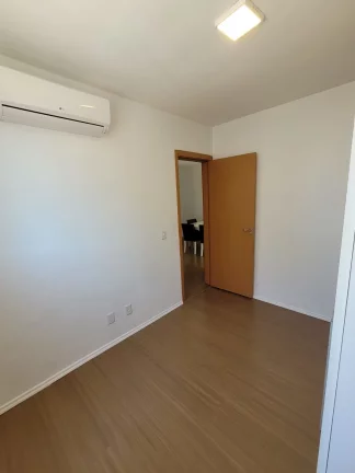 Imagem Lindo Apartamento de 2 quartos em Novo Hamburgo com móveis Planejado e sacada com churrasqueira.