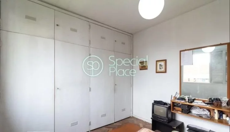 Imagem Apartamento a venda em moema com 03 dormitórios, 01 suíte e 01 vaga. Pontos de Interesse mais Pró...