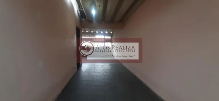 Imagem Grande oportunidade para investimento. Vendo casa para reforma, com um terreno de 210m² no jardim manacás, 400 metros da estação Grajaú da CPTM, casa com 2 Dormitórios, sala, cozinha, área de serviço, quintal, corredor lateral, 3 vagas de garagem,, churra