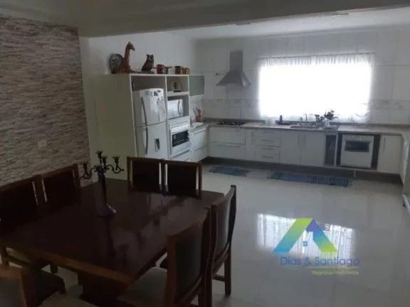 Imagem SANTO ANDRÉ 254 metros, 4 suítes, 5 vagas ótima localização e valor !!!