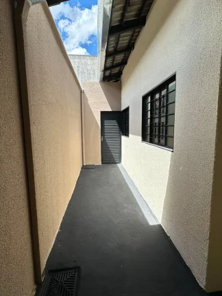Imagem Casa De 2/4 C Suite No Forteville Em Goiania