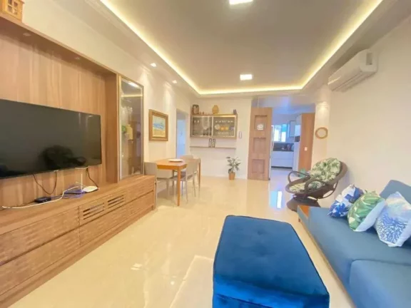 Imagem Apartamento com 3 dormitórios sendo 1 suíte e 2 vagas de garagem em Bombas, Bombinhas/SC