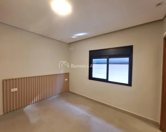 Imagem Encontre a casa dos seus sonhos no renomado Condomínio em Valinhos. Esta residência térrea, recé...
