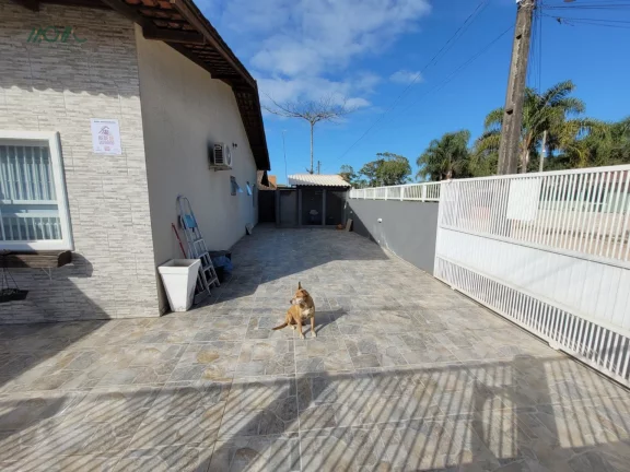 Imagem Casa com 2 quartos, sendo 01 suíte - Possível Financiamento bancário