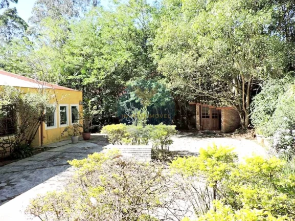 Imagem Casa em Condomínio a Venda no bairro Granja Viana - Embu das Artes, SP