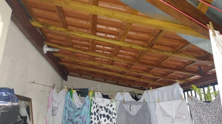 Imagem APARTAMETENTO TIPO FUNDO COM AREA DE SERVÇO E VARANDA