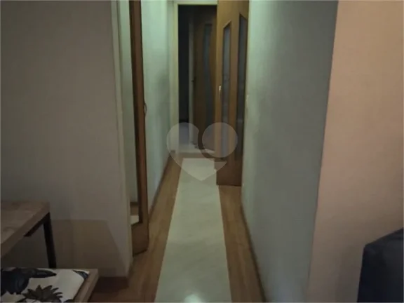 Imagem Apartamento à venda com 3 quartos, sendo 1 suíte, no condomínio Portal Dos Bandeirantes, São Paulo - SP