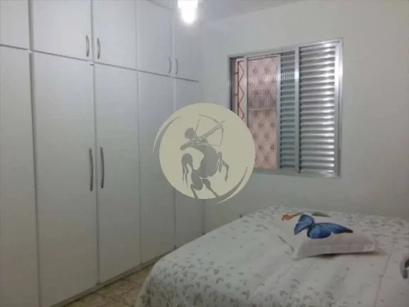 Imagem APARTAMENTO NO PRIMEIRO ANDAR EM PRÉDIO DE 3 ANDARES SEM ELEVADOR, COM 2 QUARTOS AMPLOS AMBOS COM A...