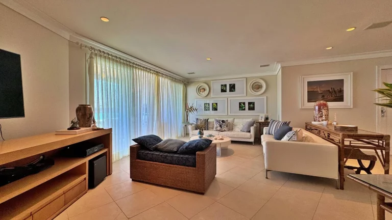 Imagem Apartamento com 3 dormitórios à venda, 203 m por R$ 9.800.000,00 - Riviera