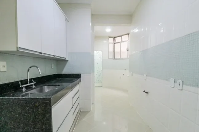 Imagem Apartamento 140M², 3Q, 1 Suíte, 2 Banheiros, 1 Vaga, Academia, Armários.