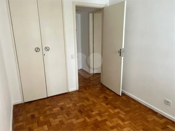 Imagem Apartamento à venda com 2 quartos no condomínio Ed. Emília, São Paulo - SP