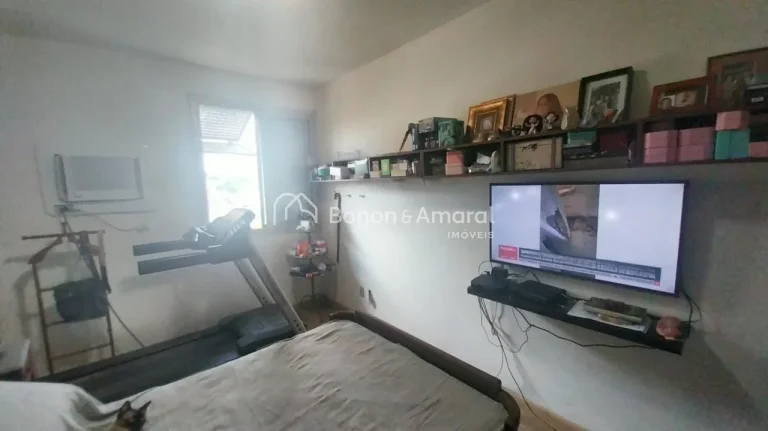 Imagem Localizado em um dos edifícios mais tradicionais da cidade, este apartamento oferece conforto e pra...
