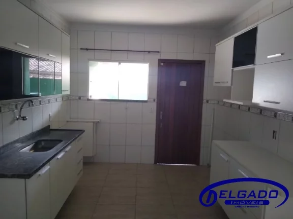 Imagem DELGADO vende Casa com 3 QUARTOS, condomínio fechado em Venda das Pedras/Itaville, Itaborai