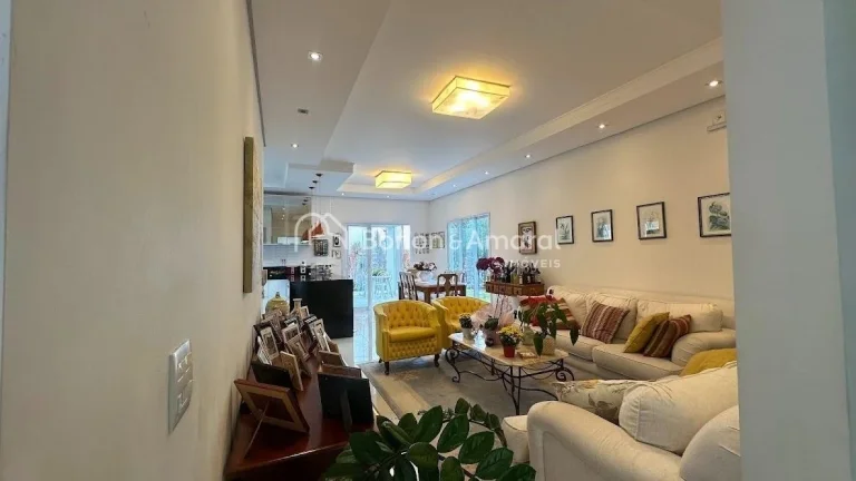 Imagem Este lindo sobrado em estilo moderno oferece ambientes amplos, integrados e pensados para o conforto...