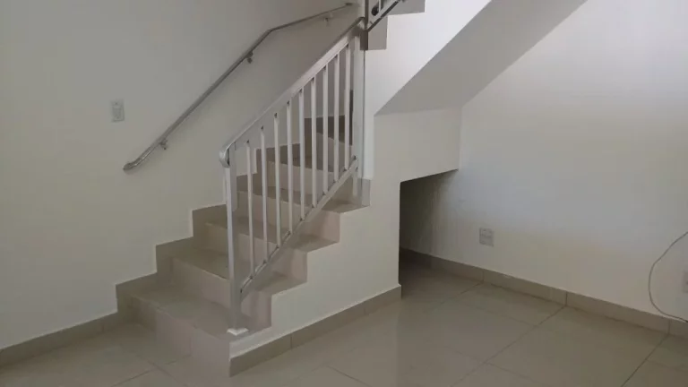 Imagem Sobrado com 3 dormitórios à venda, 119 m² por R$ 650.000,00 - Jardim Lincoln - Suzano/SP