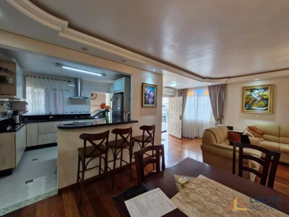 Imagem Casa à Venda com 2 suítes no bairro Trindade, Florianópolis/SC