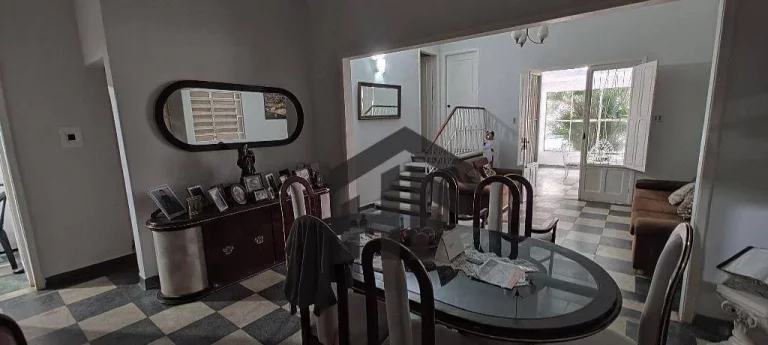 Imagem Casa com 4 Quartos à Venda, 225 m² em Casa Amarela - Recife
