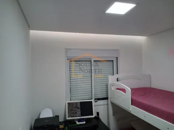 Imagem Apartamento 2 dormitórios, banheiro, sala 2 ambientes (TV e jantar), varanda envidraçada que ampli...