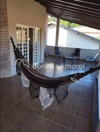 Imagem Casa à venda com excelente padrão de construção, oferecendo conforto, modernidade e praticidade....