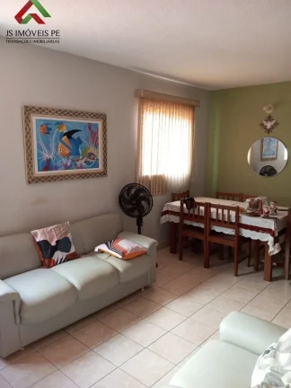 Imagem Apartamento à venda em Jaboatão dos Guararapes-PE, bairro Candeias, 3 quartos, 2 salas, 2 banheiros, 70m² de área. Aproveite!