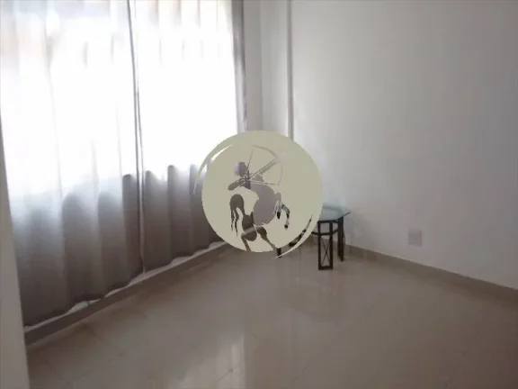 Imagem REFORMADO PORCELANATO, AR CONDICIONADO