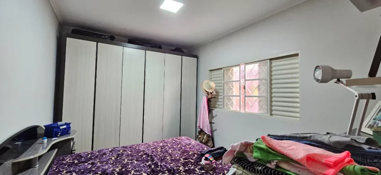 Imagem Casa tipo para venda em Jardim Aeroporto III com 2 quartos, 135m2