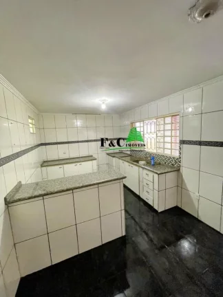 Imagem Casa Comercial para Venda em Limeira, Jardim Vista Alegre, 2 dormitórios, 3 banheiros, 2 vagas