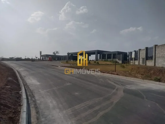 Imagem TE0097

Lote a venda em CondomÃ­nio Villa Toscana - Senador Canedo GO

- Com 1001,67mÂ²;
- LocalizaÃ...