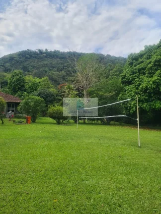 Imagem Imperdível sítio à venda em Maricá-RJ, bairro Itapeba, 5 quartos, 1 suíte, 1 sala, 4 banheiros, 6 vagas de garagem, 24.237,50 m² de área.