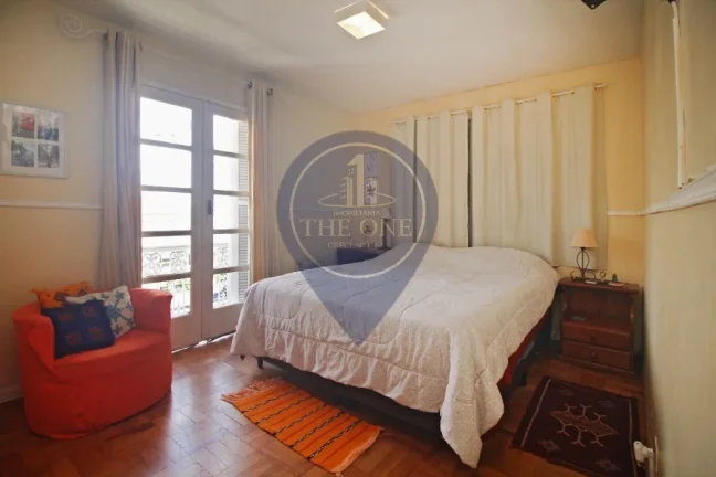 Imagem Imperdível: Casa à venda em São Paulo-SP, Vila Santo Estéfano - 3 quartos, 1 suíte, 2 salas, 3 banheiros, 2 vagas - 130m².