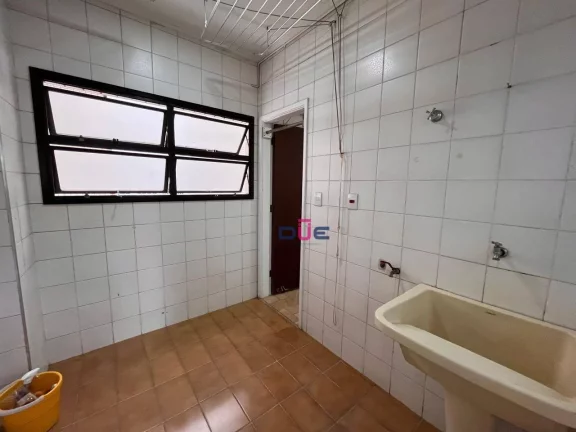 Imagem Apartamento com 3 dormitórios à venda, 173 m² por R$ 890.000,00 - Embaré - Santos/SP