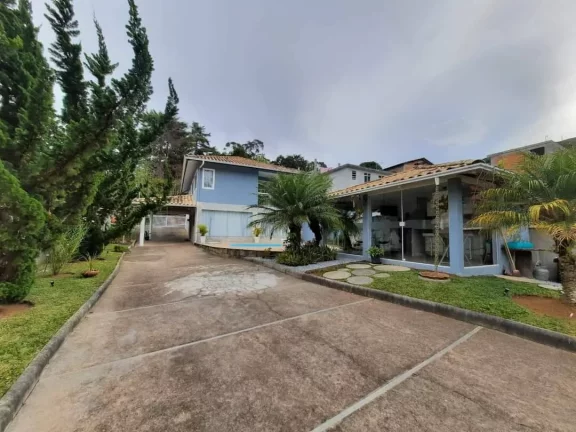 Imagem LINDA CASA A VENDA EM NOVA FRIFURGO.
