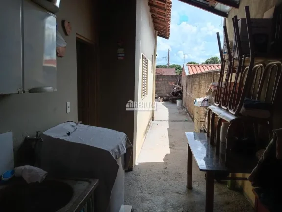 Imagem Casa com piscina à venda no Parque dos Buritis, Uberaba - MG