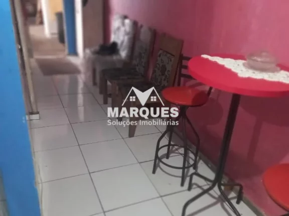 Imagem Casa com piscina e preço incrível no Jardim São Sebastião!