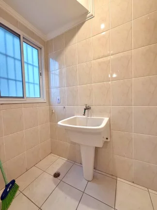 Imagem Lindo Apartamento a com dois dormitórios na Guilhermina de Praia Grande.