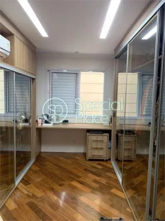 Imagem Segurança e agradabilidade, isto , é o que este belo Condomínio te proporcionará. A casa com pro...