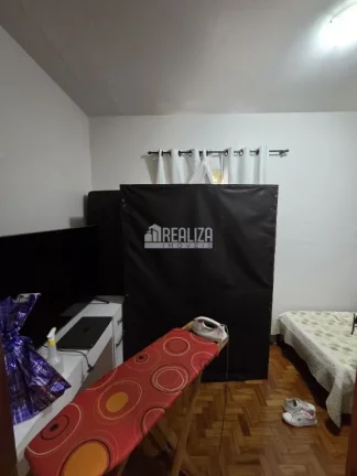 Imagem Casa de 3 dormitórios no bairro Estados Unidos em Uberaba
