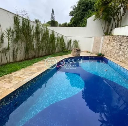 Casa à venda em Condomínio Brooklin *425m² privativos *Living com ambientes integrados *Lareira *...