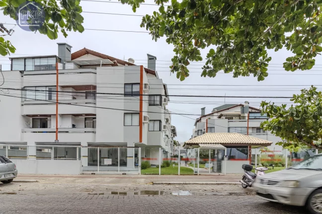 Imagem Cobertura à 50 metros do mar!