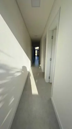 Imagem Geminado com 3 dormitórios sendo1 suíte e 1 vaga - Iririú | Joinville/SC