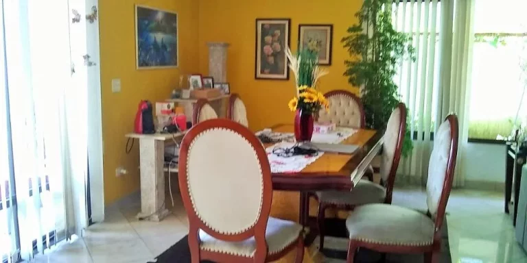 Imagem Sobrado com 6 dormitórios à venda, 426 m² por R$ 2.100.000,00 - Jardim Residencial Suzano - Suzano/SP