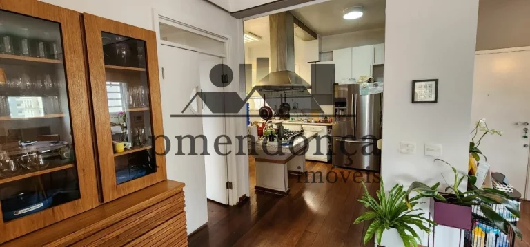 Imagem Ótimo apartamento a venda na Rua Oscar Freire com 158m², 3 quartos e 3 vagas.