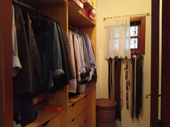 Imagem AMPLO SOBRADO A VENDA NA VILA PRUDENTE COM 5 DORMITÓRIOS E 3 SUITES, PISCINA, CHURRASQUEIRA E FORNO DE PIZZA. 5 VAGAS DE GARAGEM. RUA LARGA, TRANQUILA
