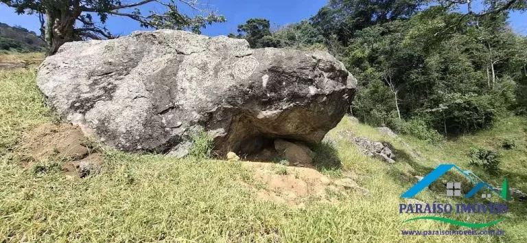 Imagem Seu Refúgio nas Nuvens: Terreno Exclusivo na Serra da Mantiqueira!