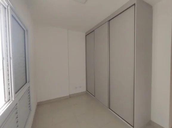 Imagem Apartamento Ótima Localização no bairro Paulicéia com 86 m²
 Com 3 quartos com armários embuti...