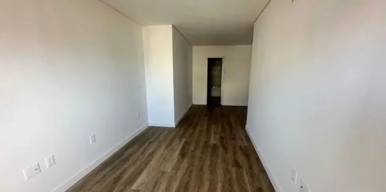 Imagem Apartamento 4 dormitórios sendo 2 suítes e 1 vaga de garagem - Floresta, São José/SC