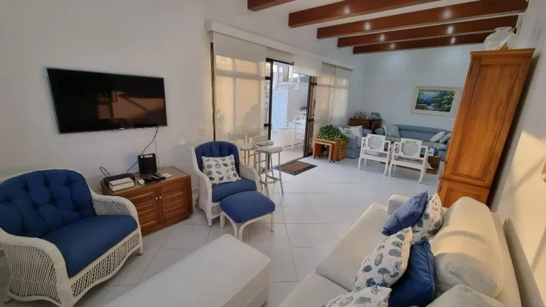 Imagem PITANGUEIRAS- COBERTURA PENTHOUSA COM MARAVILHOSA VISTA , LAZER E 02 VAGAS .
