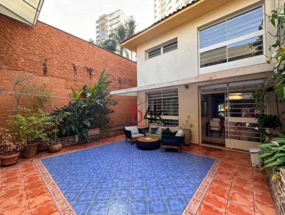 Imagem Casa com 3 dormitórios à venda, 220 m² por R$ 2.120.000 no Brooklin