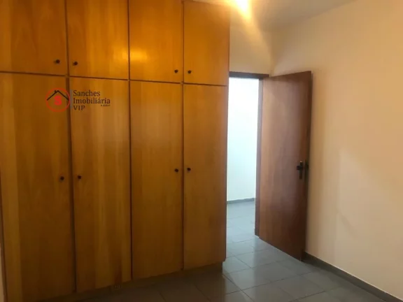 Imagem Excelente sobrado de 265 m localizado na região da Cidade Continental/ Parque São Lucas. O imóvel possui 4 dormitórios sendo 1 suíte, total de 3 banh